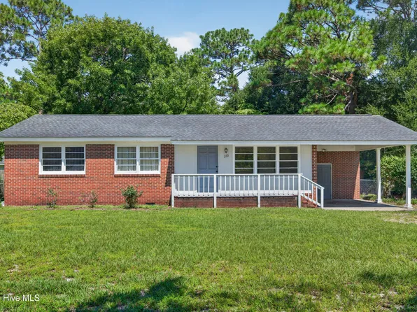 233 Long Leaf Acres Drive, Wilmington, NC 28405