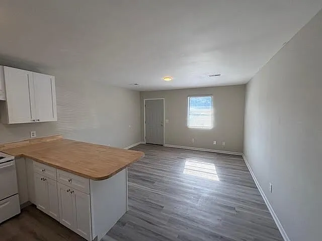 1 bed, 1.0 bath, $695 — Photo 3