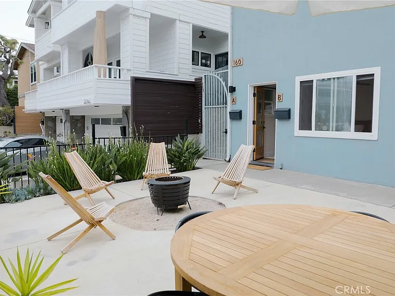 160 Avenida Florencia #B — Photo 18