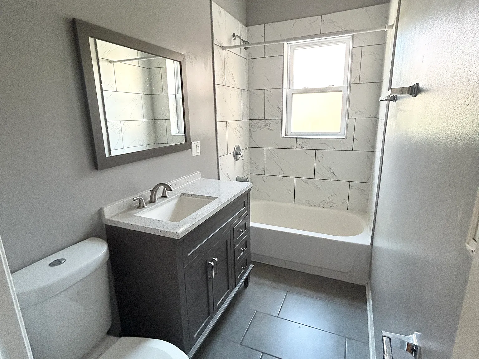 2 bed, $2,050 — Photo 3