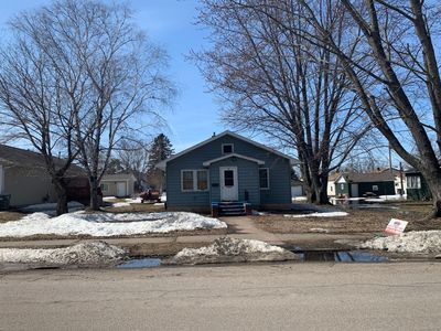 320 2nd Ave NW, Milaca, MN, 56353