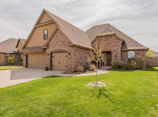 428 Butterfield Trl, Edmond, OK 73003