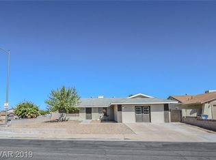 381 Tamarack Dr, Henderson, NV 89002