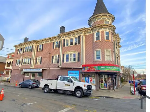 748 Arctic St, Bridgeport, CT