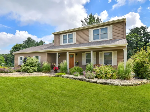 2N893 Elodie Dr, Elburn, IL 60119