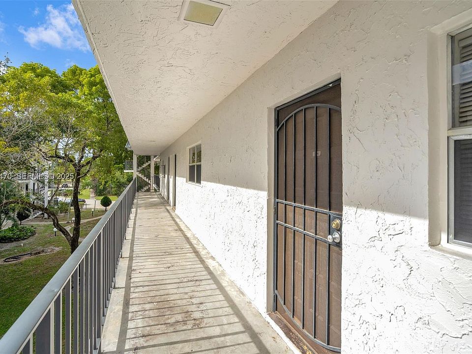1st image of 3360 Spanish Moss Ter APT 304