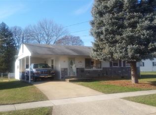 15 Courtland Rd, Camp Hill, PA 17011