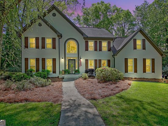 105 Whitfield Run, Peachtree City, GA 30269