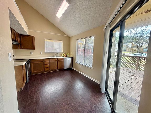 5th image of 5748 Mill Creek Dr