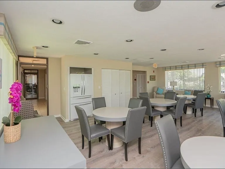1002 Paradise Rd #PHH — Photo 19
