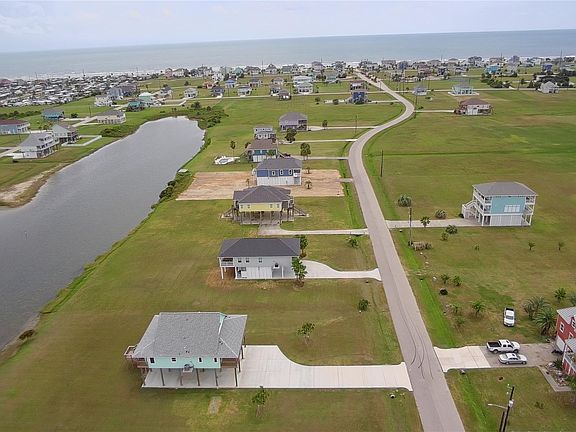 4th image of 3807 Indian Beach Dr Lot 58