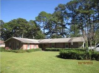 106 Opal Dr, Walterboro, SC 29488