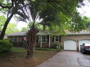 1090 Kentwood Cir, Charleston, SC 29412