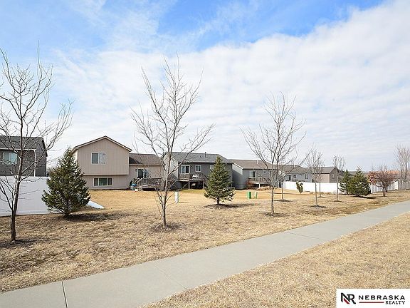 5th image of 7405 N 144th Ave