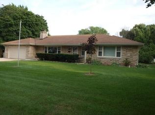 N87W15655 Kenwood Blvd, Menomonee Falls, WI 53051