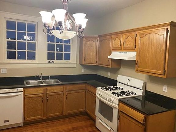 3rd image of 3826 State Street Dr