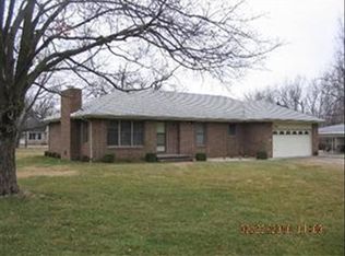 2450 E Latoka St, Springfield, MO 65804