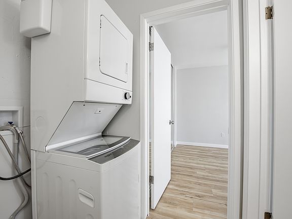 3rd image of 4473 Mississippi St APT 7