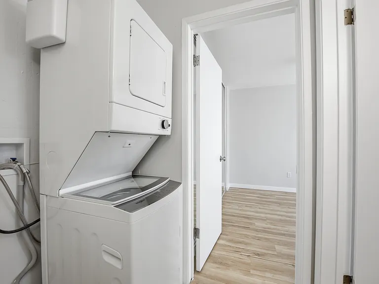 4559 Campus Ave #10 — Photo 6