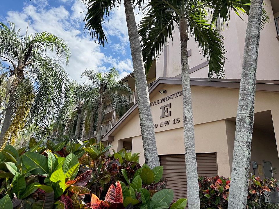 1st image of 12550 SW 15th St APT 406E