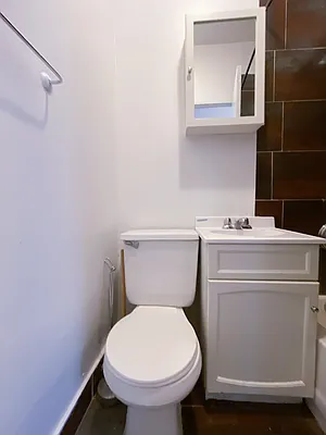 Rented by City Connections Realty | media 11