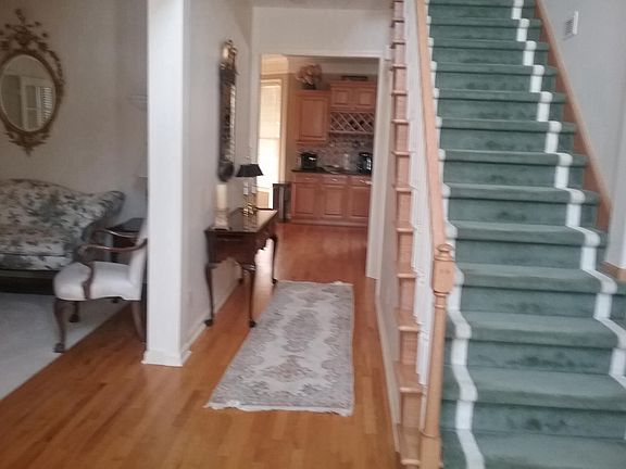 5th image of 2635 Broadmore Ln