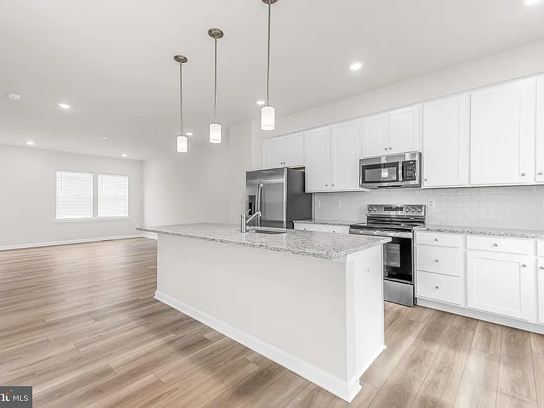 200 Swan Field Ave — Photo 10