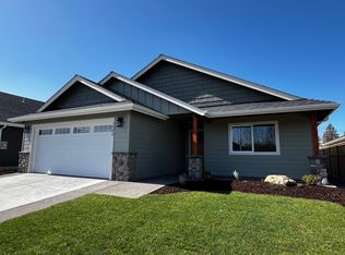 1580 SW Kokanee Ln, Grants Pass, OR 97527