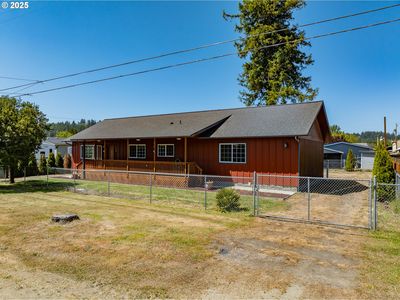 125 S 12th St, Lakeside, OR, 97449