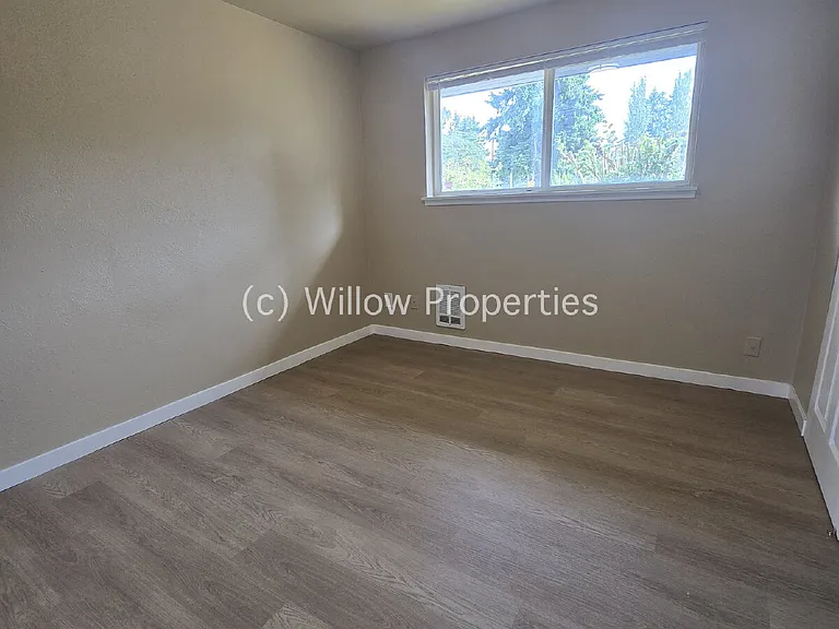 12020 Edgewood Ave SW #1 — Photo 4