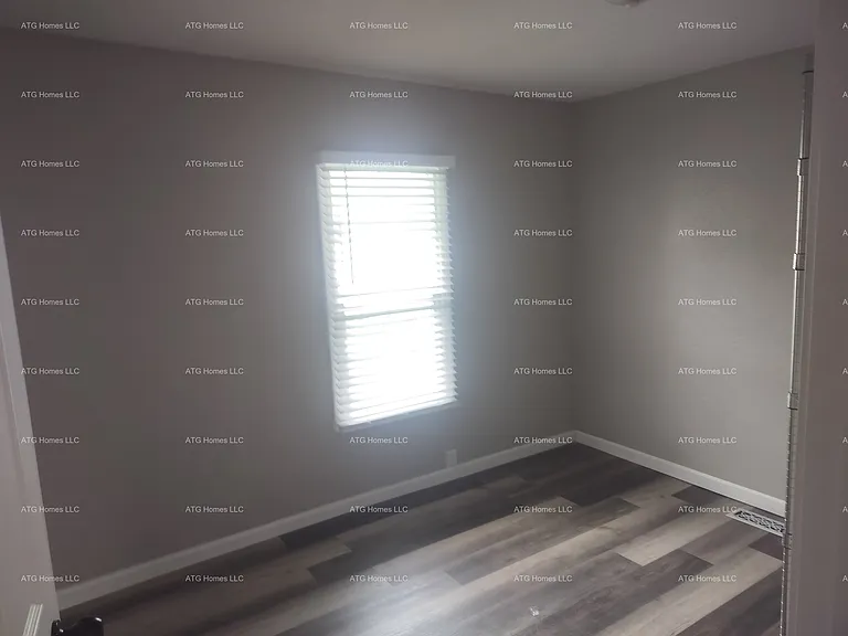 510 Parkway Dr — Photo 7