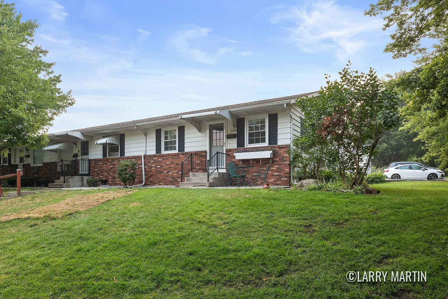 3366 Chestnut Ave SW photo 1