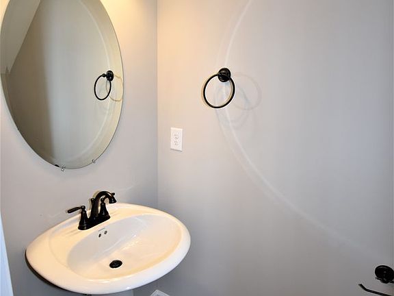 5th image of 432 Glenstone Springs Dr #D