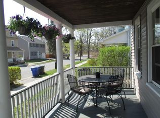 26 Spencer St, Springfield, MA 01118