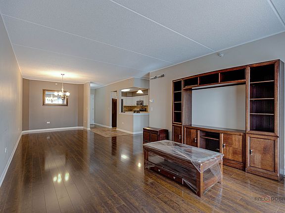 5th image of 675 Pearson St APT 707