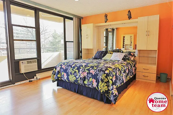 Sold by Keller Williams Realty Landmark II | media 12