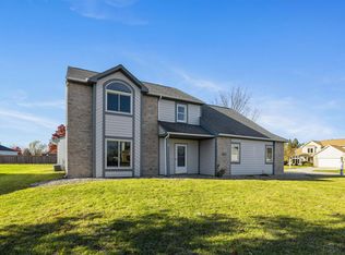 14533 Bitternut Ln, Fort Wayne, IN 46814