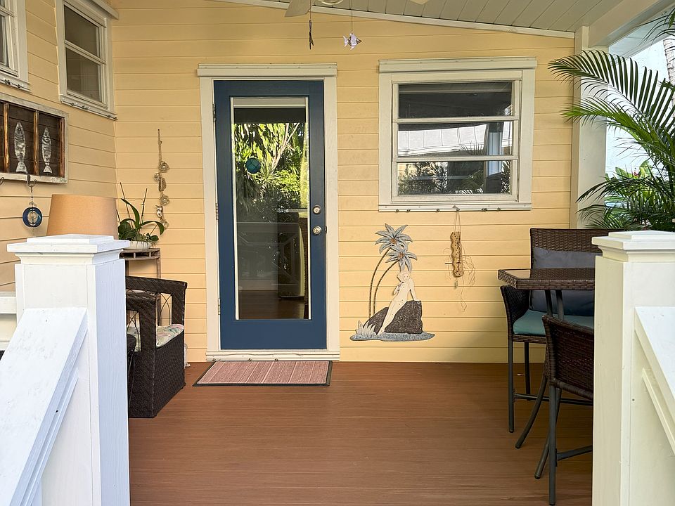 outdoor patio and cottage entrance