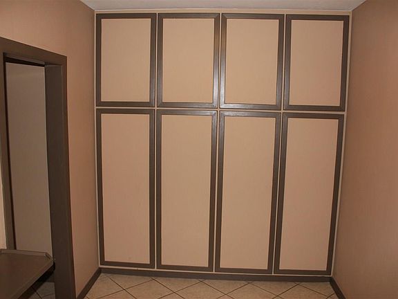 5th image of 17 Meadowlark Ln