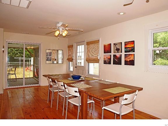 4th image of 208 Midland Ave