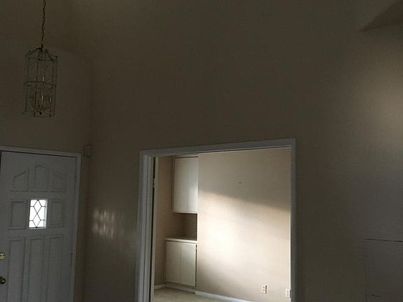 5th image of 39330 Salinas Dr