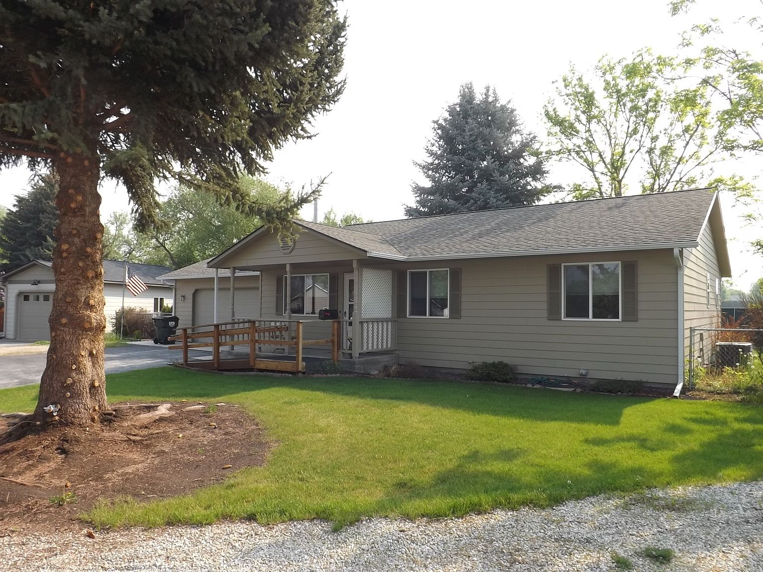 962 Glenn St, Corvallis, MT 59828 MLS 30006623 Zillow