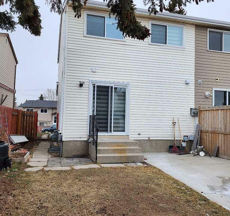 5403 N 54th St NE, Calgary, AB T3J 1C5 | Zillow