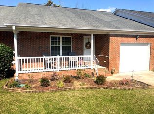 1126 Southwood Dr, Graham, NC 27253