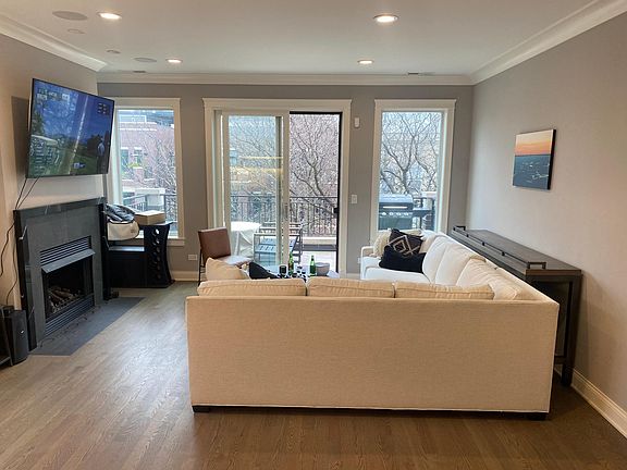 2nd image of 2506 N Southport Ave #3