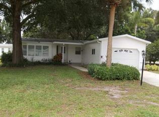 2906 E Fairway Vista Dr, Avon Park, FL 33825