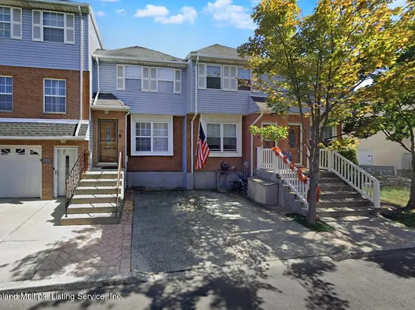 43 Deborah Loop, Staten Island, NY 10312