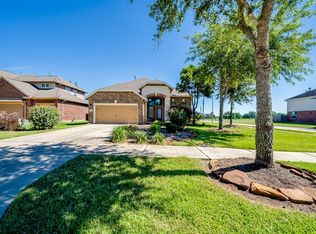 6102 Wickshire Dr, Rosenberg, TX 77471
