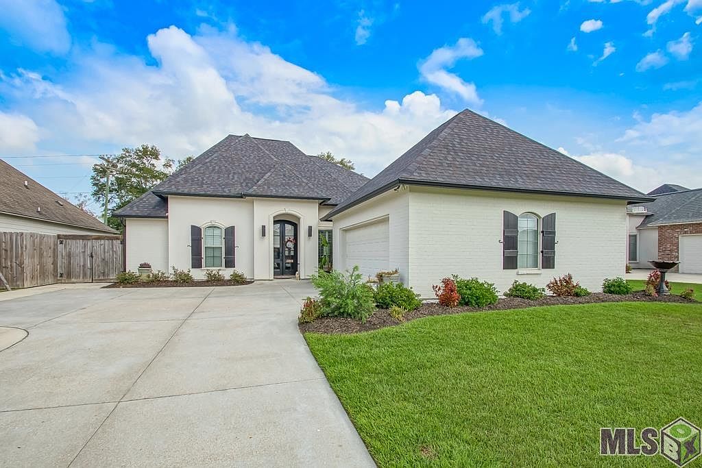 43268 Meadow Grove Dr, Prairieville, LA 70769 MLS 2023014530 Zillow