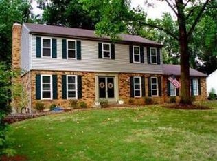 1083 Charolais Dr, Ballwin, MO 63011